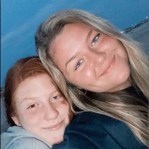 Meet your Posher, Caroline